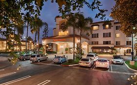 Hampton Inn & Suites Santa Ana Orange County Airport